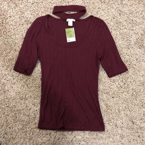 NWT. Bozzolo burgundy Choker top